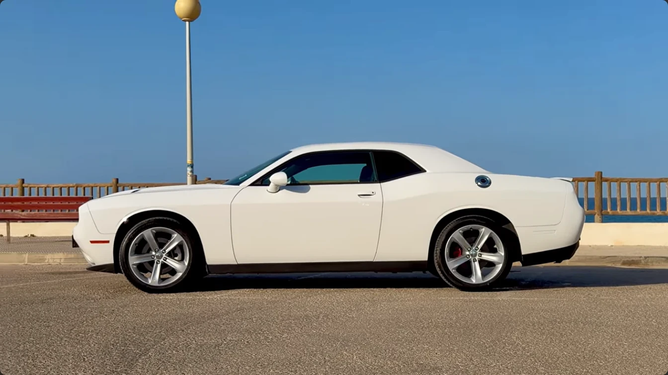 2016 Dodge Challenger SXT
